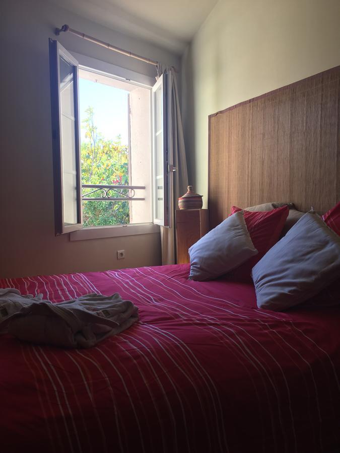 バイヤルグ Esprit D'Ailleurs Bed & Breakfast エクステリア 写真